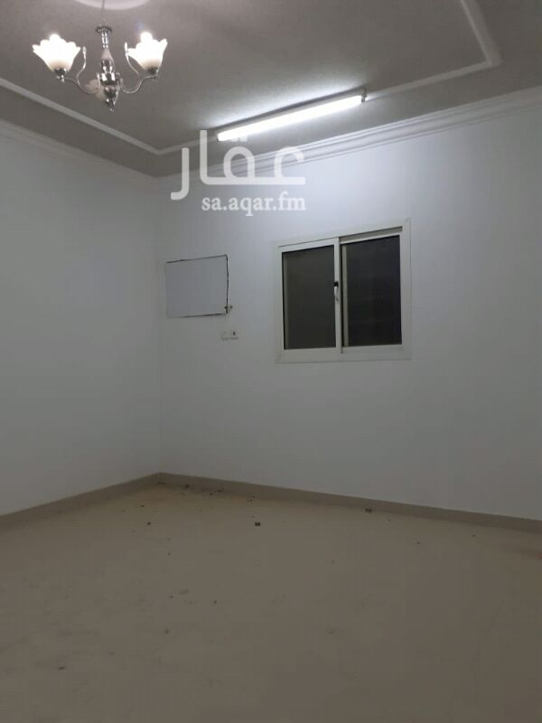1458092 دور ثالث خمس غرف وصاله مستخدم نضيف نضيف شارع 30جنوبي
في الرمال التعمير سنوي 20000الف
الدفع كل سته أشهر