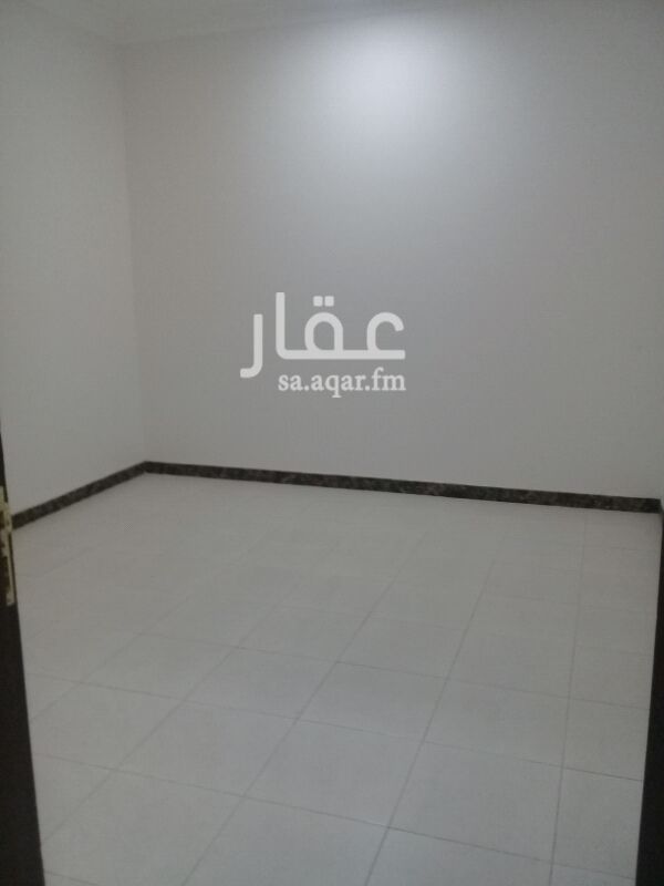 1583564 شقه دور ثالث ثلاث غرف وصاله
مكيفات اسبلت عداد مستقل جديد شهري ١٠٠٠ريال
سنوي ١٠٠٠٠الف ريال
في الرمال التعمير