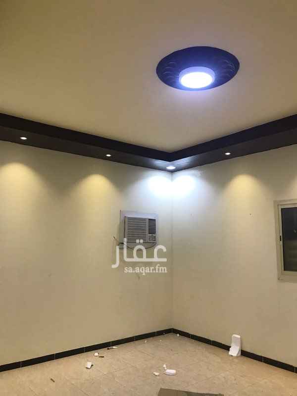 1653368 شقه راكب فيها مكيفات ومطبخ في الملحق التواصل مع المالك مباشره