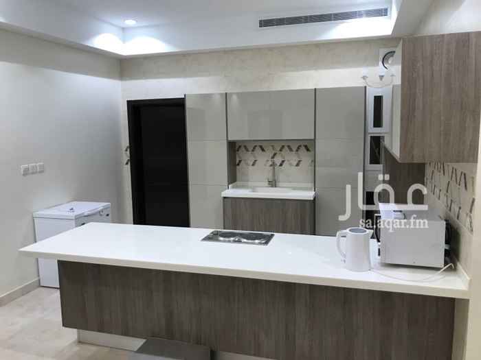 1640479 شاليه عائلي للايجار اليومي (تكييف مركزي )
مكون من :
صالون رجال وصاون نساء
مع مطبخ أمريكي مطل على صالون الرجال به فرن كهربائي ومكرويف وغلاية وفريزر
طاولة طعام ٨ أشخاص
غرفة نوم رئيسية مطلة على المسبح
٣ دورات مياه واحده خارجية مع الحوش
مسبح خارجي مظلل ٣ في ٦ مدرج من ٨٠إلى ١٨٠