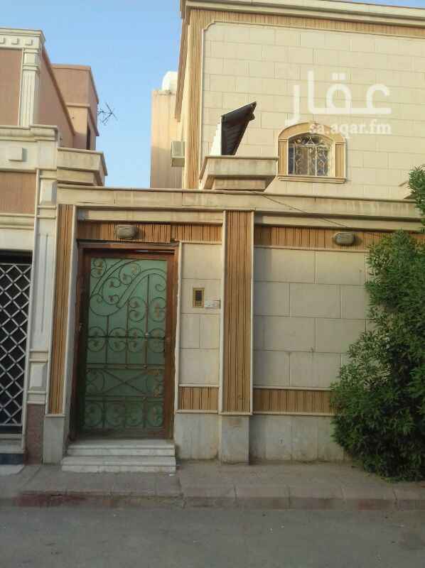 1578396 ثلاث غرف وصاله يوجد صطح خاص