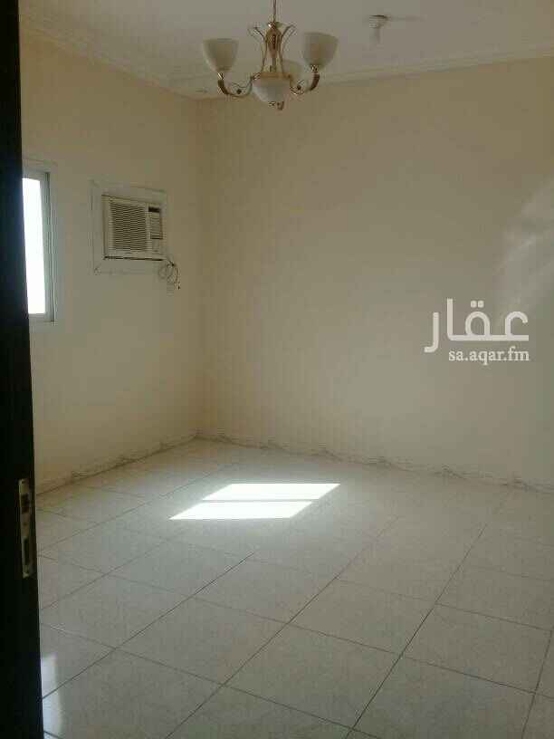 1753960 شقه ٤ غرف وحمامين ومطبخ ملحق معاها سطح خاص يوجد مكيفات ومطبخ وتلفزيون
