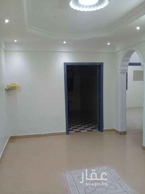 1754799 ٣غرفه وصاله وحمامين ومطبخ دور اول