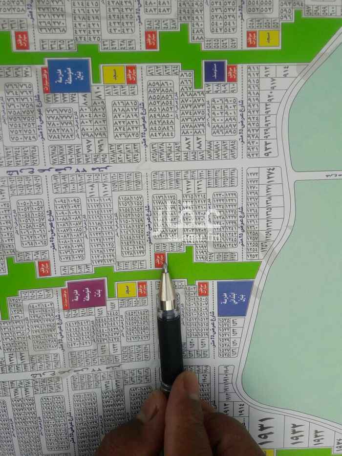 1701301 أرض للايجار مخطط الرياض د
شارع 16شرقي وممر 6متر غربي
أرغب بتاجيرها اي نشاط أوعلى شركه استي سي اوموبايلي اوزين المخطط الشبكه ضعيفه واي شخص يجيب لي عقد مع احدى الشركات يبشر بالدلاله وله فوق الدلاله من عندي اللهم ارزقني وارزق مني