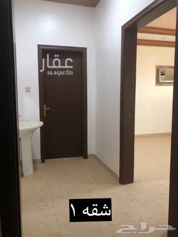 1635620 شقه ايجار دور ثاني
في حي راقي جداً ومتكامل الخدمات من مدارس اهليه و حكوميه و انترناشونال وجامع ومساجد ومحطات وقود بالإضافة إلى خدمات اخرى قريبه جداً من الموقع
كما هو موضح في الصور
قسم الرجال :
مجلس + دورة مياه + مكيف راكب
بالإضافة إلى
مطبخ + صالة واسعه السقف اضاءه انعكاس الشمس + غرفة للضيوف + غرفة نوم + دورة مياه
عداد مستقل
التواصل واتس اب 0558778995