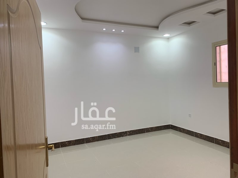 1412191 الشقه لها مدخل خاص وسطح خاص ومكونه من مدخلين رجال ونساء وموقعها قريب جدآ من الخدمات
ملاحظه مكيفات اسبلت .الشقه جديده
من المالك
واتس 0558825242
