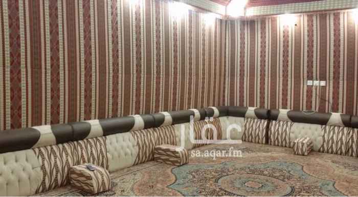 1504974 بيت شعبي بحي السعيدات
البيت جبس وديكورات وباركيه ورق جدران
وتفصيله جدا ممتاز