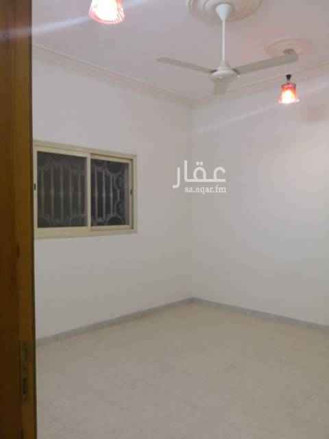 1627005 شقة ٥ غرف وصالة ومطبخ و٢ حمامات