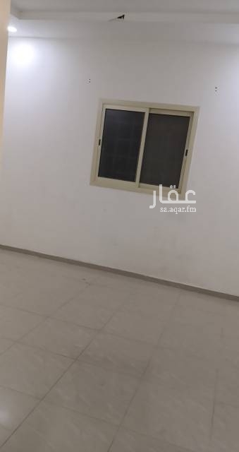 1704995 شقه نظيفه حي تلال الشفا جميع الخدمات موجوده