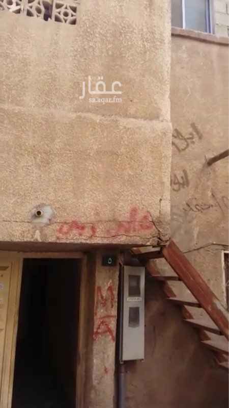 1181394 بيت كامل للايجار مناسب للعماله في الصناعيه موقع مميز جدا وقريب لها
قابل للتفاوض بإذن الله