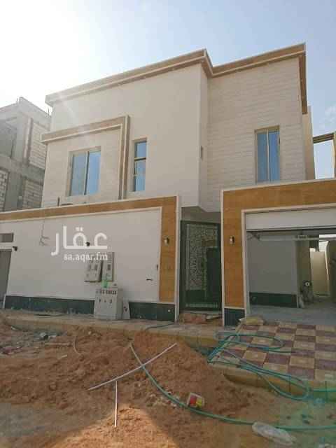 1555447 للبيع بحى القيروان فيلا درج صالة وشقتين
شارع ٢٠ شمالى
مخطط بدر ا قريبة من طريق الملك فهد وقريبة من طريق سعود بن جلوي
المواصفات
الدور الارضي مدخل سياره غرفة سائق ملحق خارجي مشب
مصعد
مجلس رجال مقلط صالة مجلس نساء مطبخ امريكى غرفة خادمة وغرفة غسيل
الدور الاول صالة و4غرف نوم ماستر
والسطح يوجد مساحة خالية على السطح
مميزات الفيلا
قريبة من طريق الملك فهد وقريبة من طريق سعود بن جلوي
راكب مصعد راكب تكييف مركزى بكامل الفيلا
الشقق كل شقة ٣ غرف نوم وصالة ومطبخ ودورتين مياة