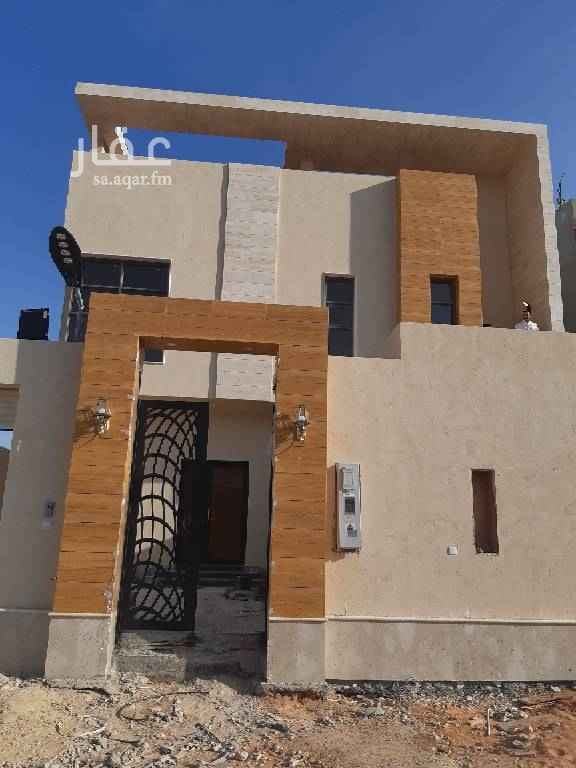 1758502 عدد ٢ فيلا فاخرة للبيع حي القيروان شارع 20 شمالي درج صالة فقط المساحة 375 متر
شغل مدرن ٠
تتكون من الارضي ٠٠٠
مدخل سيارة ٠ غرفة سائق ٠ ملحق خارجي مع حمام ٠ مجلس ٠ مقلط ٠ صالة ٠ مجلس نساء ٠ مطبخ ٠ + مستودع يفتح على المسبح + غرفة شغالة ٠ وغرفة غسيل ٠ إستقبال كامل
الأول ٠٠٠
4 أجنحة ماستر وصالة
السطح ٠٠٠
عدد ٢ غرفة نوم منهم غرفة ماستر + صالة اللعاب كبيرة تطل على السطح زجاج + دورة مياة
مميزات الفيلا ٠ مصعد ٠ تكييف مخفي ٠ مسبح ٠ شغل مدرن ٠ موقع ممتاز ٠ ضمانات على كافة الشغل
السوم 2100000 الف ريا