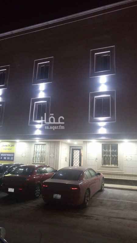 1735379 بموقع ممتاز بحي الضباط يوجد شقة غرفتين وصالة ومطبخ راكب و٢ حمام المكيفات اسبلت والغاز مركزي والبوتاجاز راكب
قريبة من جميع الخدمات - المستشفي العسكري - مستشفي قوي الأمن
يوجد مصعد - صيانة - حارس