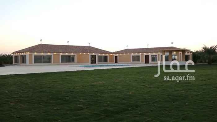 1398351 استراحة المساحه ١٠٠٠٠ م قرابة ٢٠٠ نخلة ٤ مجالس كبيرة ٤ أجنحة نوم ٢ مطابخ ٢ غطاس ماء ١ سطحي و ١ عميق