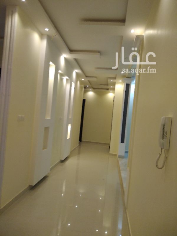 1117849 دور للبيع مساحه 450م يتكون من مجلس ومقلط وصاله كبيره ومجلس نساء 3 غرف نوم منهم غرفه ماستر ومشب و مدخل سياره واجهه جنوبيه شارع 20
عليها جميع الضمانات
السعر 850 الف
للتواصل
0530515013 ابو سما