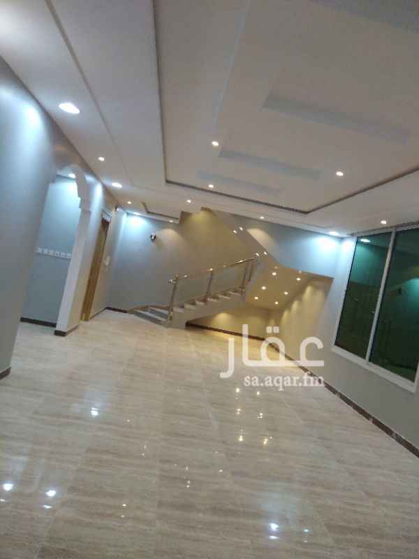 1207327 فيلا للايجار جديده مساحه 450م درج صاله
ديكورات واضاءه مخفيه وجبس بورد
شغل شخصي
السعر 45 الف دفعتين
للتواصل
0530515013 ابو سما
مكتب مساكن لبن للعقارات