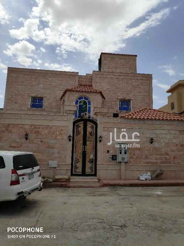 1502321 للايجار ، دور علوي وشقة جديد الواجة حجر
عدد الغرف 8 ،، الدور العلوي ، مجلس ، مقلط ، 3 غرف نوم ، صاله، مطبخ ، 3 دوراه مياه
الدور الثالث مجلس ، غرفتين نوم ، صاله ، 1 دورته مياه ، سطح ،،، جاهز للسكن
