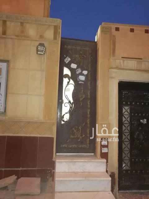 1667551 دور ثاني عبارة عن خمس غرف ومطبخ وثلاث حمامات وغرفة تصلح لشغالة او مستودع ولها مدخل نساء ومدخل ثاني رجال
الموقع حي العزيزية اللؤلؤة قريب من مدارس الصفا .