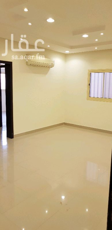 1164640 للإيجار شقة مكونة من 3 غرف وصالة مجهزة بتكييف سبلت LG ومطبخ راكب.
الشقة في الدور الأرضي
مساحات الغرف
المجلس 5 في 4م
الصالة 5 في 4م
غرفة 4.5 في 3.75م
غرفة 4.5 في 4م
انترنت فايبر واصل للمبنى ويمكن الاشتراك عن طريق الاتصال على STC
الايجار السنوي
30,000 دفعة واحدة
32,000 دفعتين
لمعاينة الشقة تفضلو بزيارة الموقع حسب الخريطة ادناه الحارس موجود لخدمتكم طوال اليوم كما يسعدنا تلقي اتصالاتكم يومياً من الواحدة ظهرا حتى العاشرة والنصف مساءً.