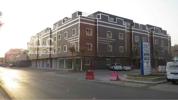 1579858 شقق فاخرة داخل مجمع سكني بخدمات عامة مثل المسبح + ناد رياضي + حمامات البخار + ألعاب اطفال + كوفي شوب + مواقف سيارات ..المجمع يوجد به كاميرات مراقبة وحراسة امنية..
الموقع قريب من مدارس الملك عبدالعزيز والخدمات الطبية
الرجاء التواصل بالواتساب برقم الإعلان
0559466693