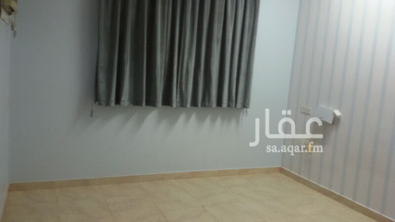 1301376 للإيجار دور علوي بحي عقيق الموسي 5 غرف وصاله راكب مطبخ ومكفيات مستخدم مدخل مشترك