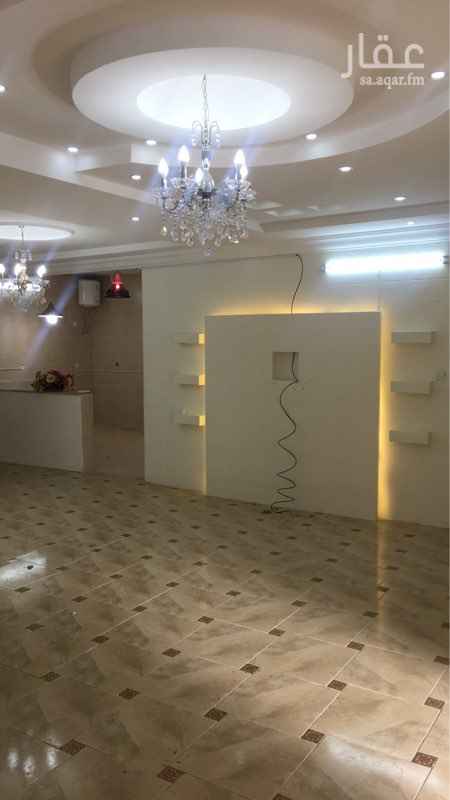 1276233 دور في الطايف الوسام
6غرف وصالتين 3حمامات ومطبخ
للاستفسار 0555125170