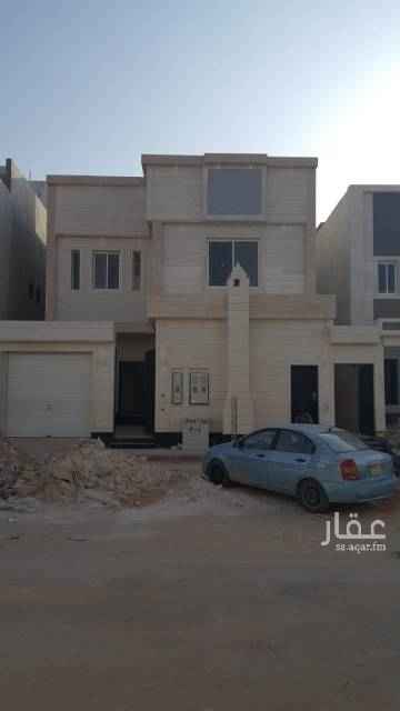 1649824 بيع فيلا جديدة بناء شخصي درج داخلي و شقتين مساحة ٣٧٥متر
الدور الارضي يتكون من مدخل سيارةو غرفة سائق ومجلس رجال مع حمام
مقلط و صالة نساء و مجلس نساءو مطبخ كبير مع مستودع و غرفة كبار السن مع حمام الدور الثاني يتكون من اربع غرف مستر
الدور الثالث مجلس كبير
غرفة شغالة مع حمام ومطبخ مع سطح
الفيلا يوجد بها مصعد