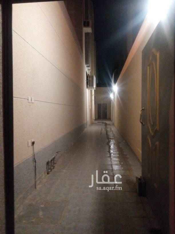1747705 شقه للايجار في فيلا حي الملك فيصل شقه مدخلين دور اول ثلاث غرف وصاله ومطبخ ودورتين مياه كهرباء مشترك الشقه مجدده
للاستفسار الاتصال على الرقم 0592044400