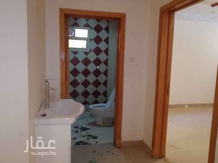 1705067 االسلام عليكم ورحمة الله وبركاته..
للإيجار فيلا بالكامل تتكون من دور أرضي ودور علوي وشقة 3غ وصالة مع السطح
الحالة جيدة
غير مشروط الإيجار بالكامل
المواصفات المذكورة في الاعلان للدور الأرضي والصور كدلك
الدور العلوي مجلس ومقلط وصالة و3غ نوم
سعره / 24الف
الشقة 3غ وصالة سعرها / 16 الف
