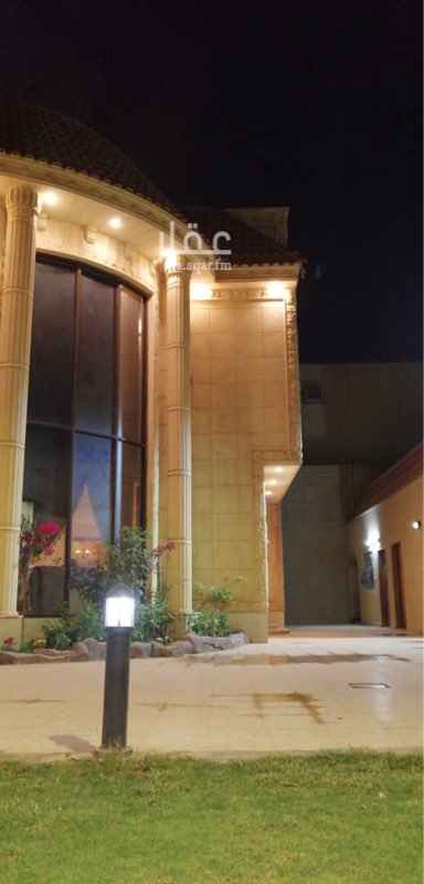 1643266 *(((( فلة فاخرة ))))*
الواجهة شرقية، شارع خمسة عشر، مساحة ٧٥٠م ،واجهة حجرية، درج داخلي+ شقتين مسروقة مع شقة ثالثة مؤسسة+ بناء شخصي، عمرها ٧سنوات، ديكورات وبويات وجبسيات فاخرة+ الفلة عليها بنك عقاري مئتين ألف+ جميع الخدمات قريبة من مدارس ومساجد ومراكز تجارية وغيرها وألخ.. الحوش حوش كبير مع حديقتين
وملحق نساء بحمامه+ ملحق رجال(مشب) بحمامه + مستودع + شلال مائي+ مدخل سيارة
*الدور الأرضي*مجلس رجال كبير+ مجلس رجال صغير+مقلط+مطبخين داخلي وخارجي+غرفة معيشة+صالة كبيرة+مجلس نساء+