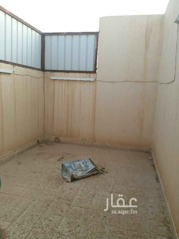 1586720 شقه ٤غرف سطح حي الرمال الذهبي
