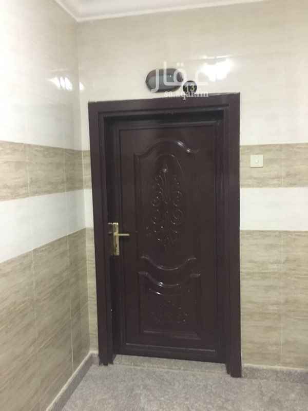 1320075 للايجار في حي النموذجيه غرفتين وصاله ودورة مياه ومطبخ وبلكونتين
لا يوجد مطبخ ولا مكيفات راكبه
ب20 الف
للتواصل 0559955710 ابو سعود
