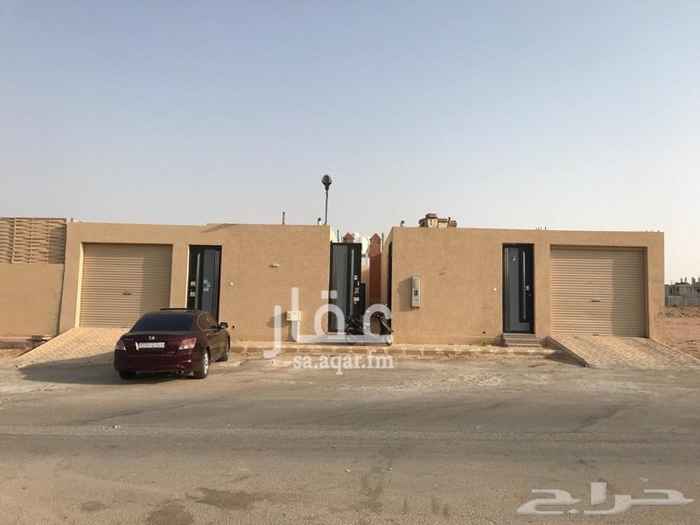1490384 للجادين فقط في الدرعية "جاكس" اعلن عن استراحة يباع منها نصها مساحة 238 متر بصك مستقل نصيبها استراحتين مأجرة سنويا ، الحد 374 الف حد والبيع قريب مع العلم فيه امكانية بيع الاستراحة كاملة للصامل ، فرصة ل اصحاب الاستثمار في منطقة مرغوبة