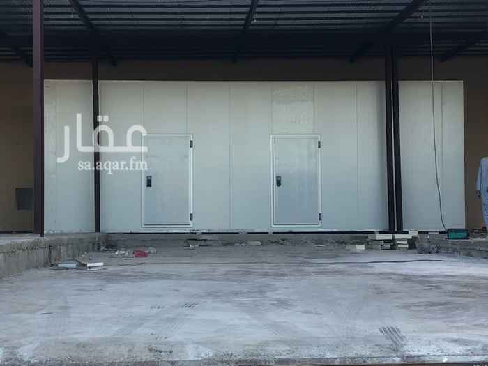 1345795 حوش على شارع ٤٠