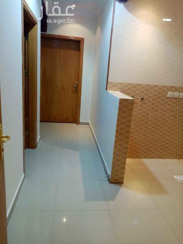 1635793 شقه عوايل للايجار بحي الحمراء
شارع المصانع
مكونه من غرفتين وصاله ومطبخ مستقل
.ودورت مياه
مكيفات اسبلت جديده ومطبخ راكب
جميع الخدمات حول العقار