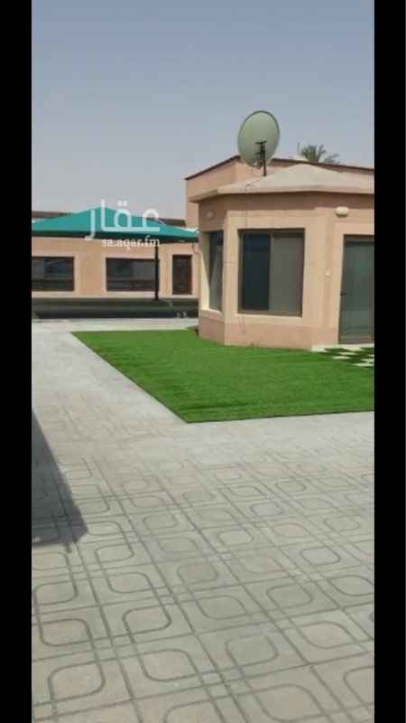 741339 ** فرصة رائعه للإستثمار تجاري وسكني**
** شارع اصبح تجاري **
** من المالك مباشرة**
إستثماره مطعم او مقهى او منتجع سكني
موقع بالاحساء بالهفوف على طريق العقير شارع تجاري عرضه ٨٠ متر
مؤثثه مجهزه بالكامل مكونه من غرفتين كبيره وغرفه للمطعم وغرفه صغيره
و ٥ دورات مياه
مسبح كبير
مسبح للأطفال
يوجد ماء عين وكهرباء
تلفزيونات
وغرفه للتبديل
مطبخ
غرفة حارس
للمفاهمه
0560099118