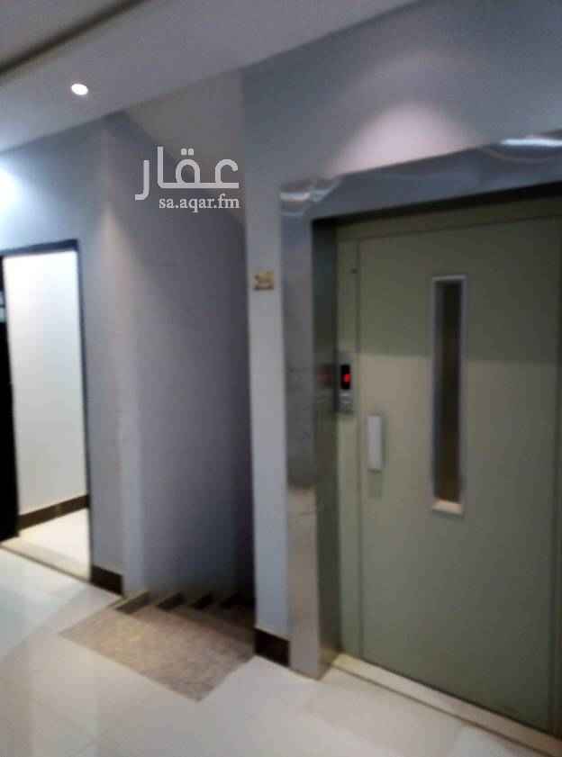 1459610 شقه مدخلين في مجمع نضيف وسيعه جدا خمس غرف (منها غرفه مستر بدورة مياه) وصاله ومطبخ وأربع دورات مياه
كهرب مستقل ماء بلديه واصل
موقع ممتاز جدا شارع عسير قبل دوار الاتصالات عسير مع نجران مقابل صيدلية رحيق الروضه قريب المدارس وجميع الخدمات
