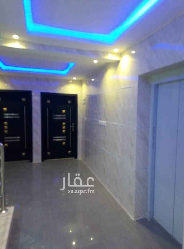 1459791 شقه جديد دوبلكس درج صاله وسيعه جدا جدا وفخمه تشطيب فاخر جدا في مجمع السلطان الشقه فيها ست غرف منها غرفه مستر وأربع دورات مياه ومطبخ و(سطح خاص)
تحت يوجد مجلس رجال وسيع ومقلط ومجلس نساء وسيع وصاله ومطبخ ودورتين مياه وفوق يوجد ثلاث غرف نوم وسيعه منها غرفه مستر وصاله وسيعه وسطح خاص ودورتين مياه
الشقه جدا جدا فخمه
كهرب مستقل وماء مستقل
إيجارها 28000 دفعتين
موقعها شارع ينبع دوار المجد