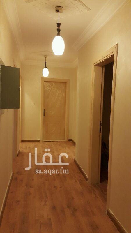 1288254 3 غرف نوم و 2 صالون و غرفه شغاله
شقتين في الدور
مطبخ ومكيفات راكبه
للاستفسار
0560355111