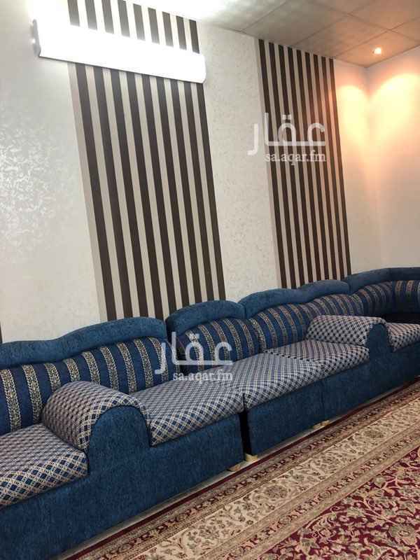 1699071 استراحة للإيجار في الطائف
السيل الصغير - مقابل محطة رماح
صالتان3 دورات مياة , مطبخ , ملاهي, قسم عوائل المساحة 3600 متر مربع