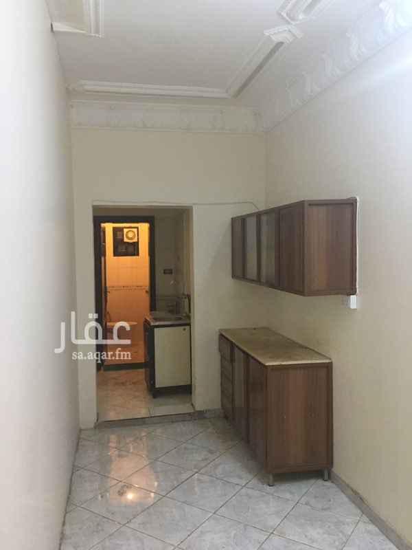 1736057 شقة للايجار الشهرى
تتكون من :
1- غرفتين + مطبخ + حمام
الموقع .
شارع قريش الرئيسى
الايجار :
1350 شامل الكهرباء المياه. + 500 قيمة العقد
للتواصل
٠٥٦٠٤٨٤٣٥٧