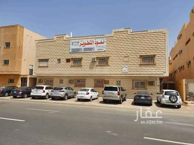 1671032 شقة بعمارة مكونة من مجلس وصالة و 2 غرفة نوم و2 دورات مياه مطبخ راكب مكيفات راكبه شباك يوجد حوش جانبي للشقة