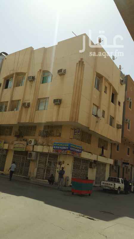 1118278 عماره زاويه تجاريه سكنية تتكون من 24 سويت و3محلات مدخولها السنوي 180الف كلها مؤجره دخل 18% الرجال في امس حاجه للبيع والسعر قابل للتفاوض