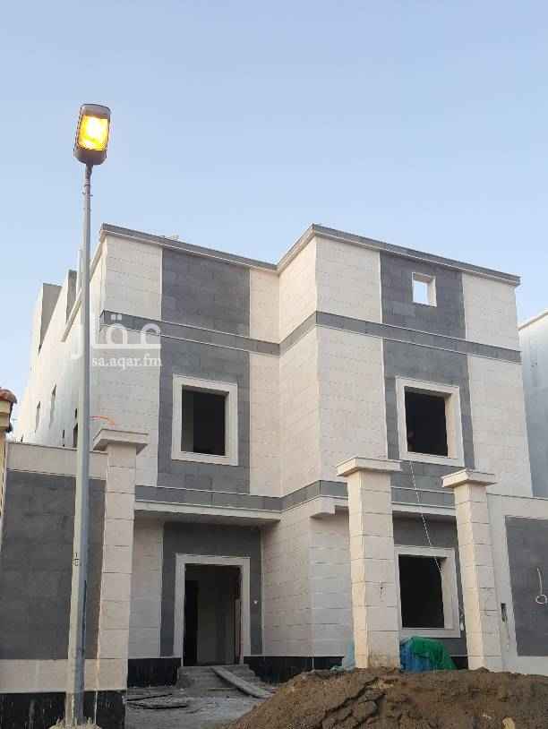 1584023 للبيع فيلا جديدة متصلة من الخلف
حي المنار
دورين وملحق درج داخلي مساحة350 متر
المطلوب /مليون و450 الف