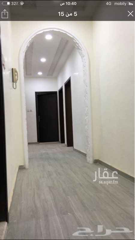 1467745 شقة للبيع بصك شرعي الافراغ فوري في النوارية مخطط الطيب لصيقة مسجد شبه جديده انسكنت لمدة 6 اشهر فقط خزان مستقل علوي وسفلي والغرف مساحتها كبيره
الواجهة شمال شرقي4 غرف نوم3 دورات مياةعرض الشارع15 مترالدور 2عمر العقار اقل من سنة مصعد وخدمات متوفره المساحة 136 متر مربع
مطلوب300 الف