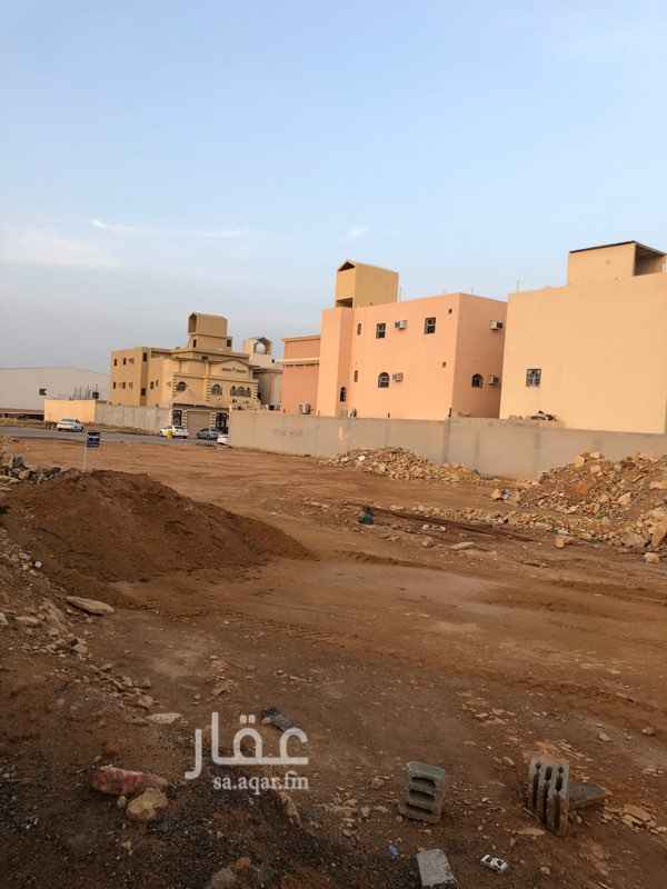 1489887 ارض تجاريه في نمار على شارعين غربي شمالي مساحة ٨٤٠م للبيع او الايجار
مكتب سحب نجد للعقارات