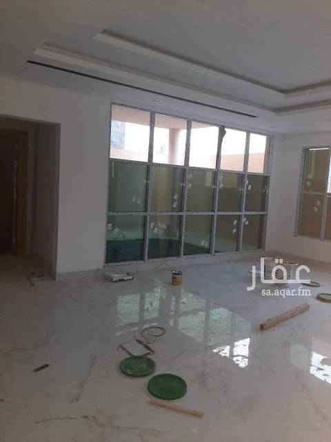 1696109 فيلا بحي القيروان غرب الخير مساحه 400 متر جنوبيه شارع 15
درج صاله مع شقه
الدور الأرضي استقبال مجلس وصاله مقلط مجلس نساء وغرفه كبار سن
الدور العلوي 3 غرف وصاله
السطح غرفه شغاله ومغسله مع شقتين 3 غرف وصاله
البيع ٢ميلون و٢٠٠ الف غير الضريبه