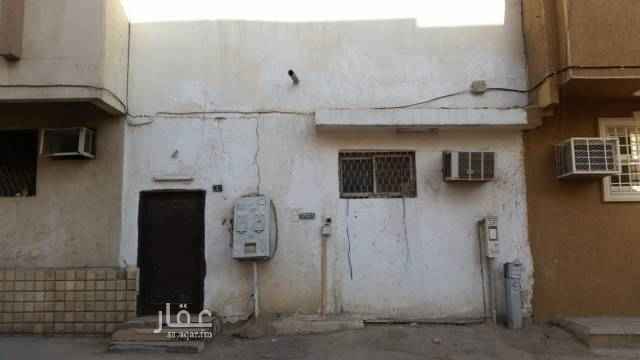 1386301 بيت مسلح دورين / ظهير شارع الحجاز التجاري/مؤجر/الدخل 17 الف/قريب من جميع الخدمات