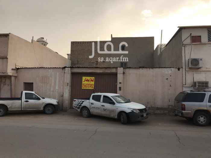 1554087 مستودع مساحه ٢٣٠
٣ غرف
دوره مياه
مطبخ