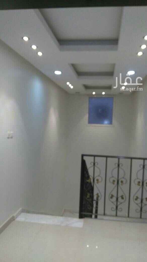 1581852 للايجار شقه 3وصاله في السطح مطبخ راكب نظيفه في قرطبه خلف مطعم مشاغيث للتواصل 0558477741يفضل عريس